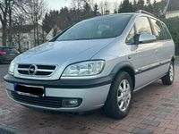 Gebraucht Opel Zafira Njoy 101 PS (74 kW) 2005 Silber Van / Kleinbus