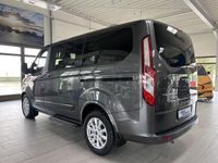 Gebraucht Ford Tourneo Titanium 150 PS (110 kW) 2023 Magneticgrau Van / Kleinbus
