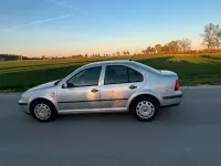 Gebraucht VW Bora 90 PS (66 kW) 2000 Grau Limousine