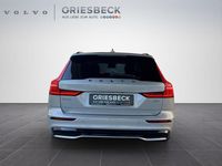 Gebraucht Volvo V60 Plus 197 PS (144 kW) 2024 Silver dawn / metallic Kombi