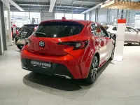 Neu Toyota Corolla 178 PS (130 kW) 2025 Rot Limousine