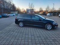 Gebraucht VW Passat Comfortline 150 PS (110 kW) 2018 Schwarz Kombi