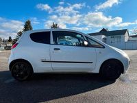 Gebraucht Mitsubishi Colt 75 PS (55 kW) 2008 Weiß Kleinwagen