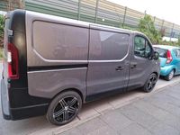 Gebraucht Renault Trafic 90 PS (66 kW) 2015 Grau Van / Kleinbus