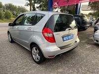 Gebraucht Mercedes A160 82 PS (60 kW) 2009 Polarsilber  metalliclack Limousine