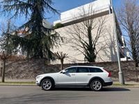 gebraucht Volvo V90 CC D4 Momentum Advanced SE