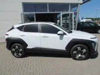 Neu Hyundai Kona Prime 150 PS (110 kW) 2026 Atlas white / sol SUV