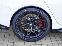 Neu BMW M3 Performance 551 PS (405 kW) 2025 Frozen solid white Kombi