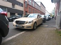 Gebraucht Mercedes E200 136 PS (100 kW) 2011 Beige Limousine