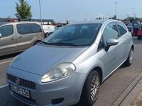 Gebraucht Fiat Punto Dynamic 77 PS (56 kW) 2009 Silber Limousine