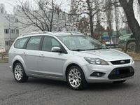 Gebraucht Ford Focus 116 PS (85 kW) 2010 Silber Kombi