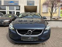 Gebraucht Volvo V40 120 PS (88 kW) 2019 Blau Limousine