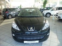 Gebraucht Peugeot 207 Filou 73 PS (53 kW) 2012 Schwarz metallic Kleinwagen