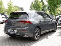 Gebraucht VW Golf VIII Active 131 PS (96 kW) 2023 Delfingrau Limousine