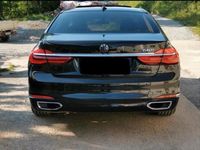 Gebraucht BMW 740 326 PS (239 kW) 2018 Schwarz Limousine