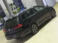 Gebraucht VW Golf VII IQ Drive 116 PS (85 kW) 2019 Deep blackperl. Kombi