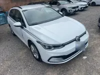 Gebraucht VW Golf VIII Life 116 PS (85 kW) 2022 Pure white Kombi