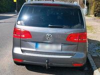 Gebraucht VW Touran Highline 170 PS (125 kW) 2012 Grau Van / Kleinbus