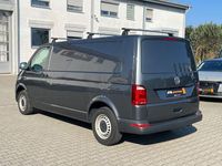 Gebraucht VW Transporter 150 PS (110 kW) 2019 Grau Van