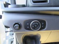 Gebraucht Ford Transit 131 PS (96 kW) 2022 Weiß Van / Kleinbus