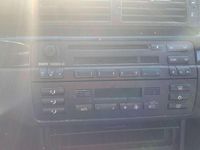 Gebraucht BMW 320 150 PS (110 kW) 2000 Grün Limousine