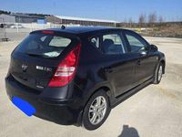 Gebraucht Hyundai i30 Edition 90 PS (66 kW) 2012 Limousine