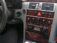 Gebraucht Mercedes E280 204 PS (150 kW) 2002 Blau Limousine