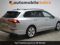 Gebraucht VW Golf VIII Style 150 PS (110 kW) 2022 Reflexsilber Kombi