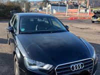 Gebraucht Audi A3 Sportback 105 PS (77 kW) 2013 Schwarz Kleinwagen