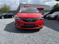 Gebraucht Opel Zafira Innovation 136 PS (100 kW) 2016 Rot Van / Kleinbus