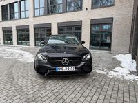 Gebraucht Mercedes E220 AMG 194 PS (142 kW) 2019 Schwarz Limousine