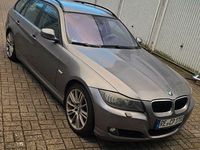 Gebraucht BMW 320 170 PS (125 kW) 2008 Schwarz Kombi