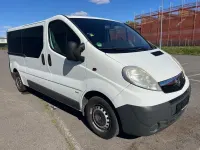 Używany Opel Vivaro 90 KM (66 kW) 2012 Biały Minivan