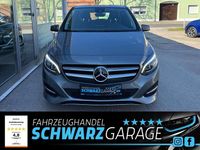 Gebraucht Mercedes B200 Style 156 PS (114 kW) 2018 Grau Van / Kleinbus