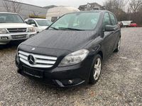 Gebraucht Mercedes B200 136 PS (100 kW) 2013 Schwarz Van / Kleinbus