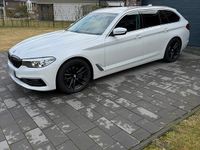 Gebraucht BMW 520 Sport Line 190 PS (139 kW) 2019 Weiß Kombi