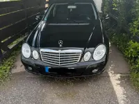 Gebraucht Mercedes E280 190 PS (139 kW) 2009 Schwarz Limousine