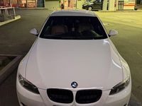 Gebraucht BMW 320 M Sport 184 PS (135 kW) 2010 Weiß Coupé