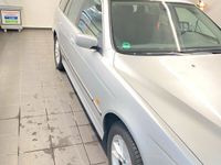 gebraucht BMW 528 e39 iA Kombi