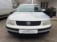 gebraucht VW Passat Variant 1.9 TDI *1.Hand*AHK*Sitzhzg*Klima*