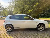 Gebraucht Alfa Romeo 147 120 PS (88 kW) 2008 Weiß Kleinwagen