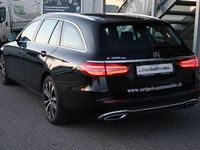 Gebraucht Mercedes E300 Avantgarde 194 PS (142 kW) 2020 Schwarz Kombi