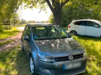 Gebraucht VW Polo 90 PS (66 kW) 2010 Grau Kleinwagen