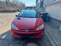 Gebraucht Peugeot 206 CC 109 PS (80 kW) 2001 Rot Cabrio