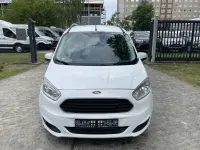 Gebraucht Ford Tourneo Titanium 101 PS (74 kW) 2017 Frost weiss Kombi
