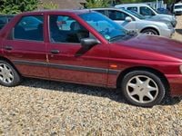 Gebraucht Ford Escort 90 PS (66 kW) 1998 Rot Limousine