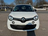 Gebraucht Renault Twingo Life 69 PS (50 kW) 2018 Weiß Kleinwagen