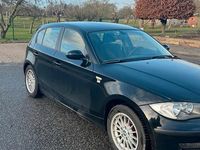 Gebraucht BMW 116 122 PS (89 kW) 2009 Schwarz Kleinwagen