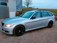 Gebraucht BMW 320 177 PS (130 kW) 2009 Silber Kombi