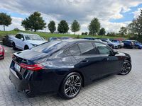Gebraucht BMW 520 M Sport 197 PS (144 kW) 2024 Schwarz Limousine